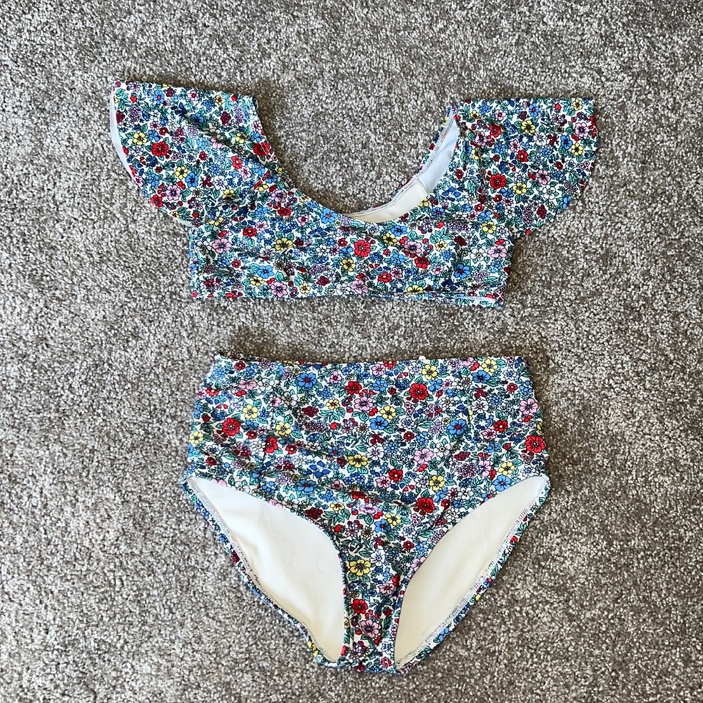 Gap kids size M swimsuit